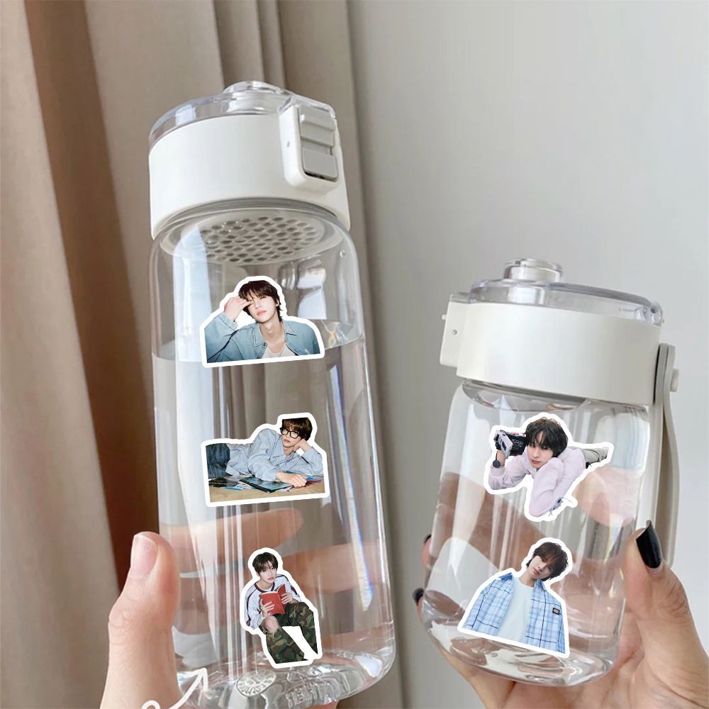 TWS STICKERS 70 PCS