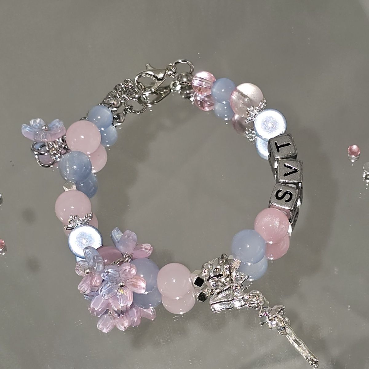 SEVENTEEN BRACELET