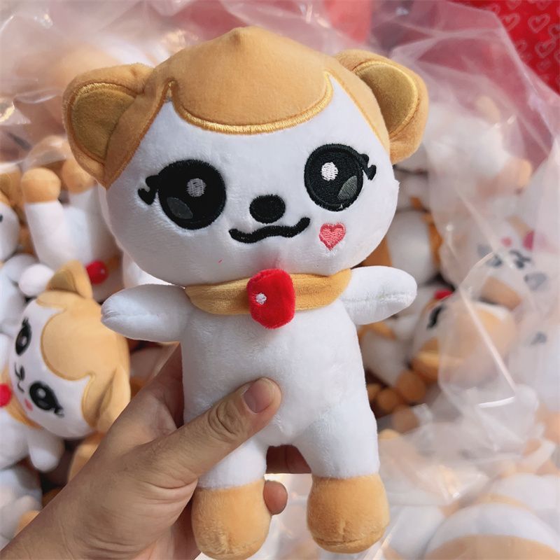 IVE MERCH MINIVE PLUSH (20 cm)