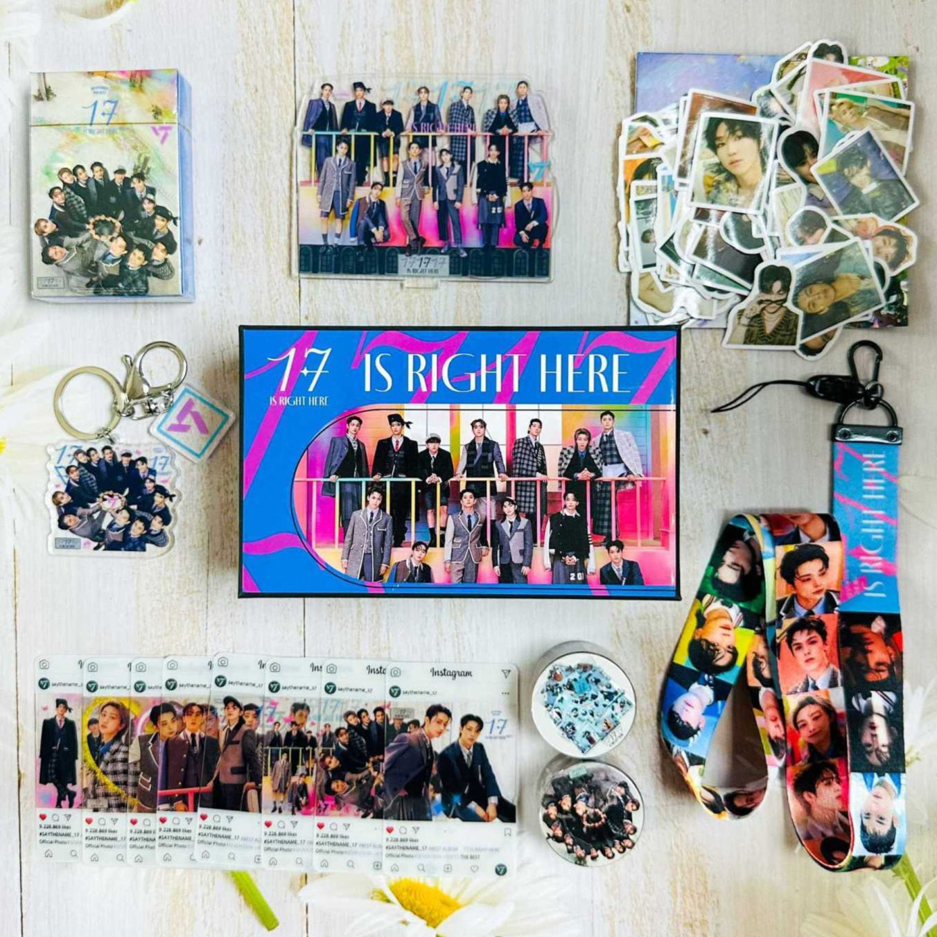 SEVENTEEN MERCH “17 Is Right Here” BOX 162 PIECES (GIFT BOX WITH MULTIPLE ITEMS!✨)