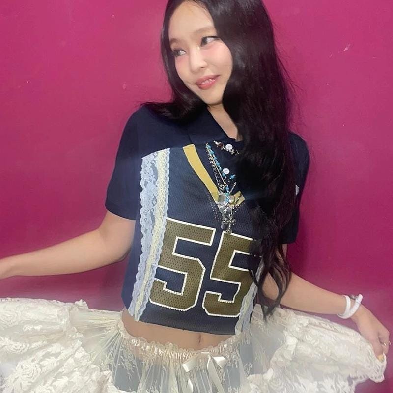 JENNIE (BLACKPINK)  T-SHIRT 100% POLYESTER