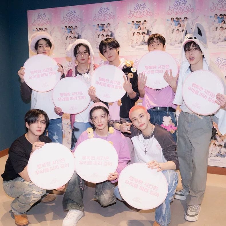 STRAY KIDS  SKZ 5'CLOCK LONG SLEEVE T-SHIRT