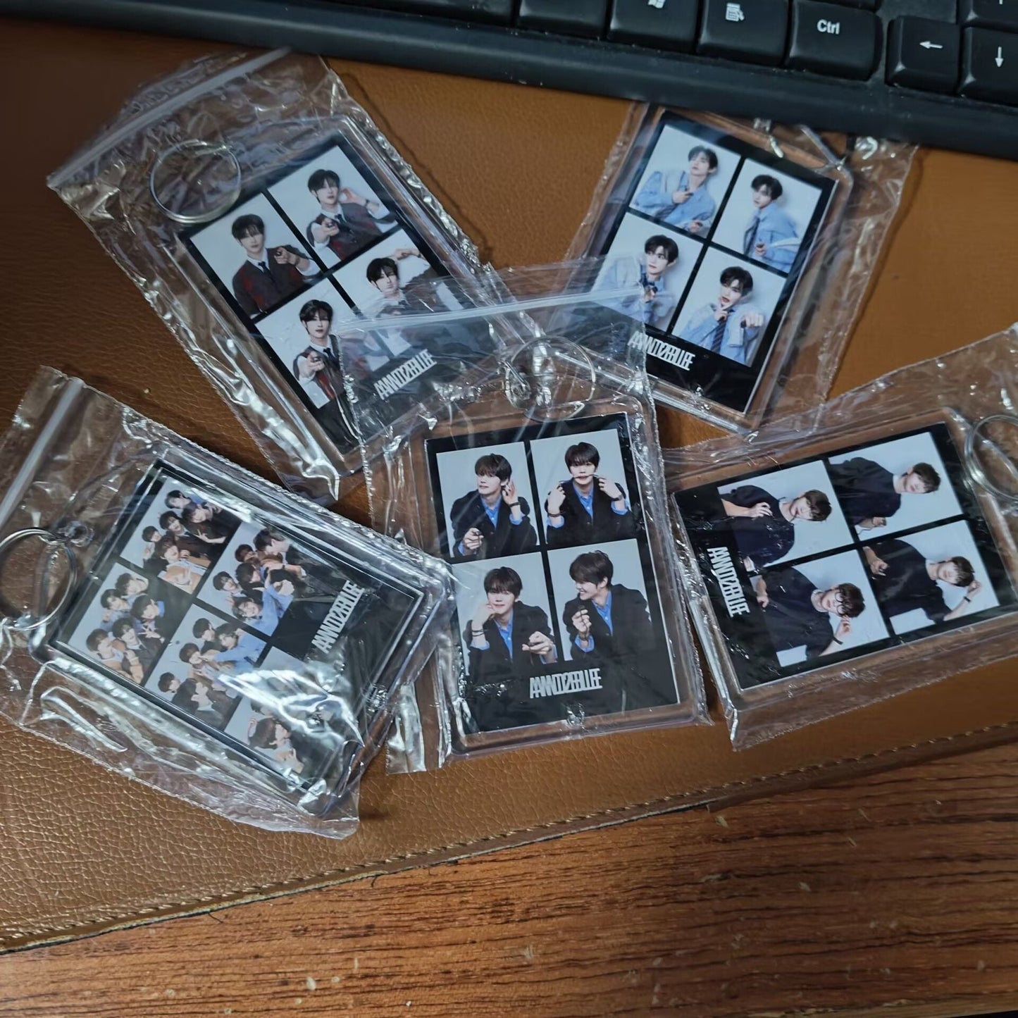 AND2BLE KEYCHAINS