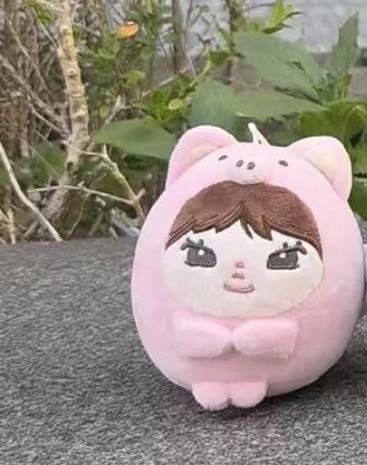 LNGSHOT PLUSH KEYCHAINS